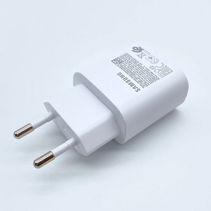 Samsung 25W Super-Schnellladegerät mit USB Typ-C Kabel